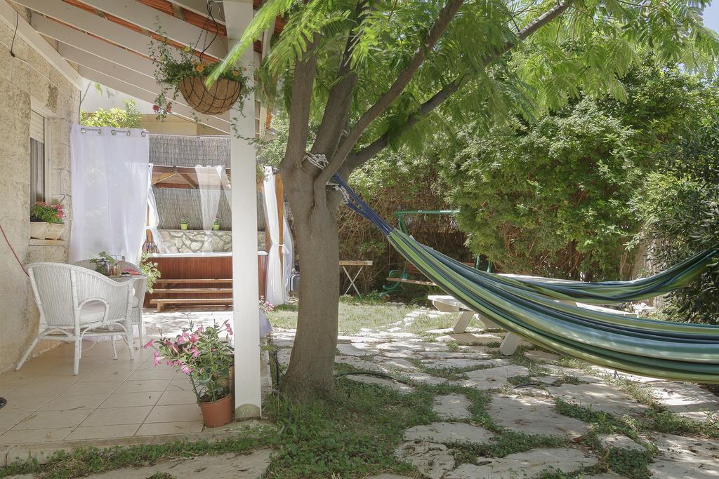 Vila Pinat Nofesh Roš Pina Exteriér fotografie